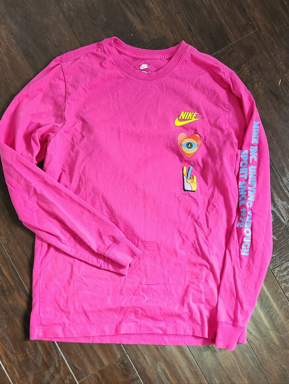 Nike Unisex Bright Pink Long Sleeve Graphic Tee Sz M
